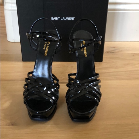 Saint Laurent Tribute 105 Woven Sandals. - Picture 5 of 16